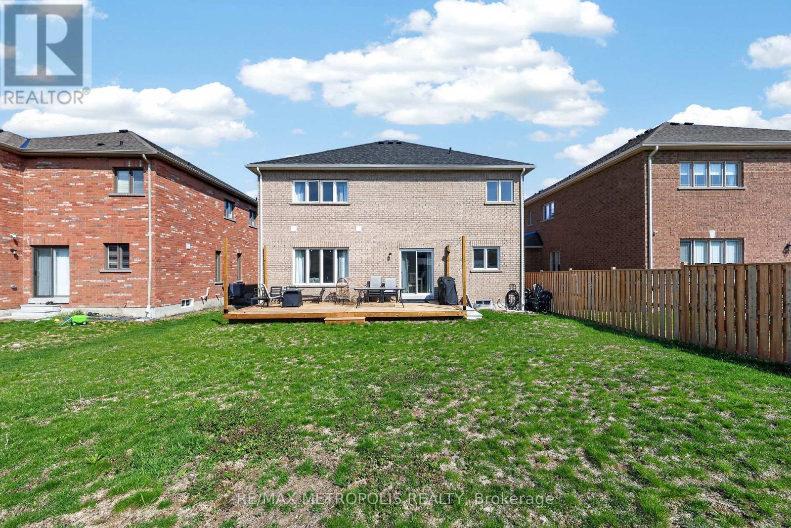 51 Furniss Street Property Photo 45