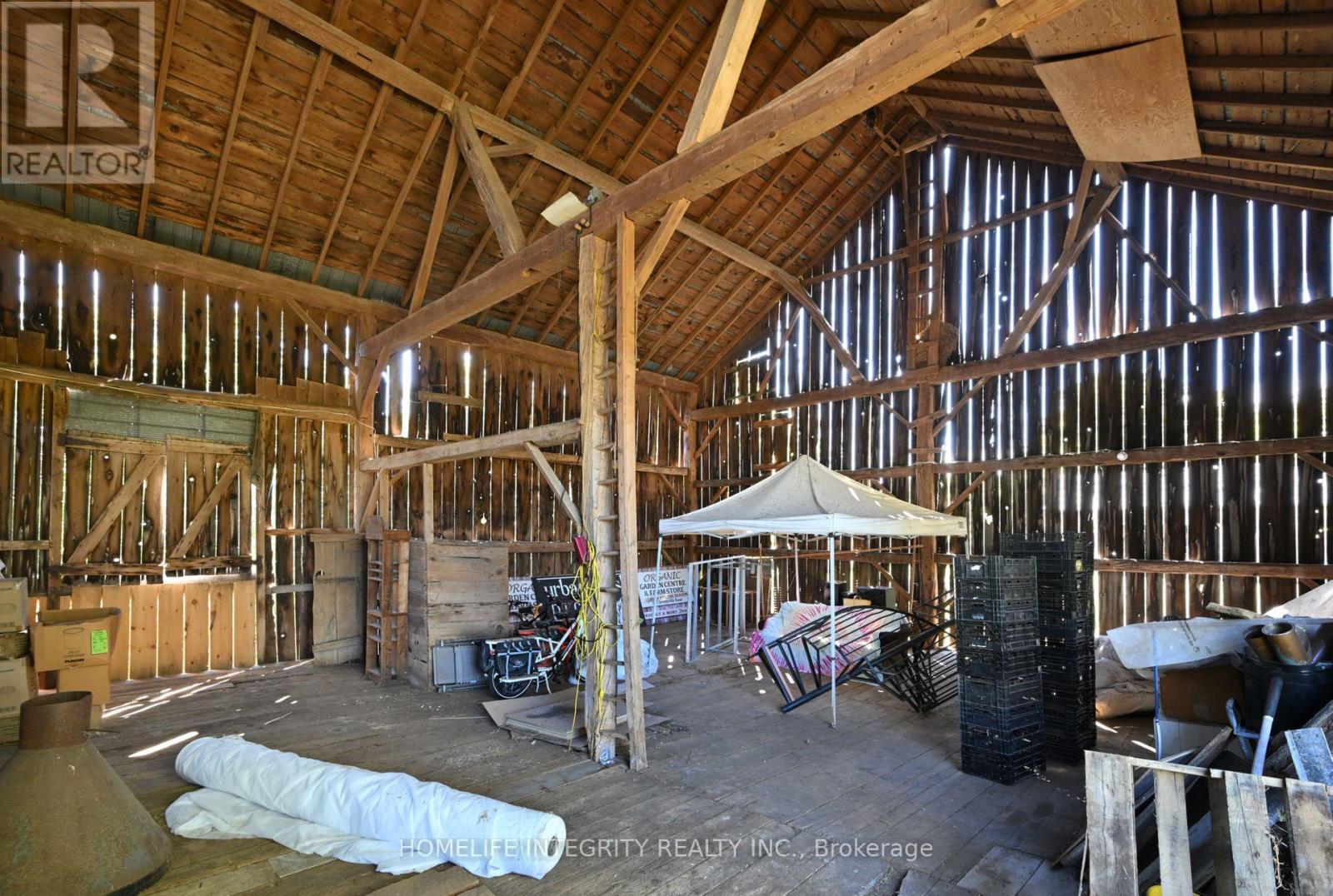995305 Mono Adjala Townline Property Photo 30