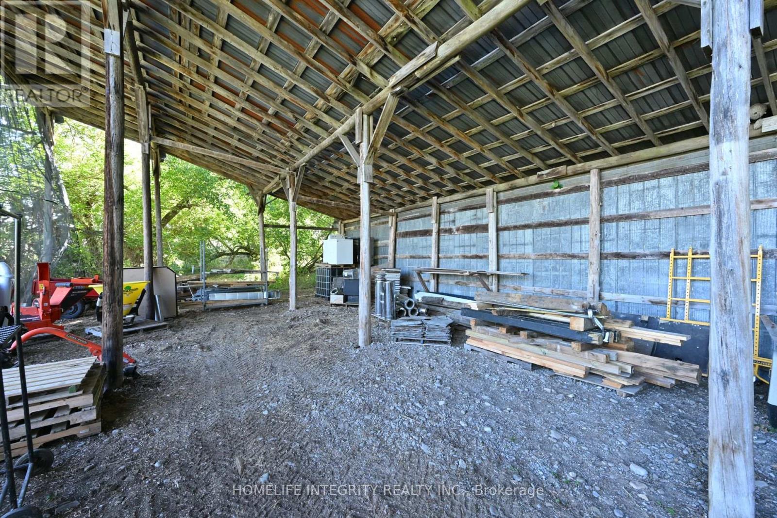995305 Mono Adjala Townline Property Photo 35