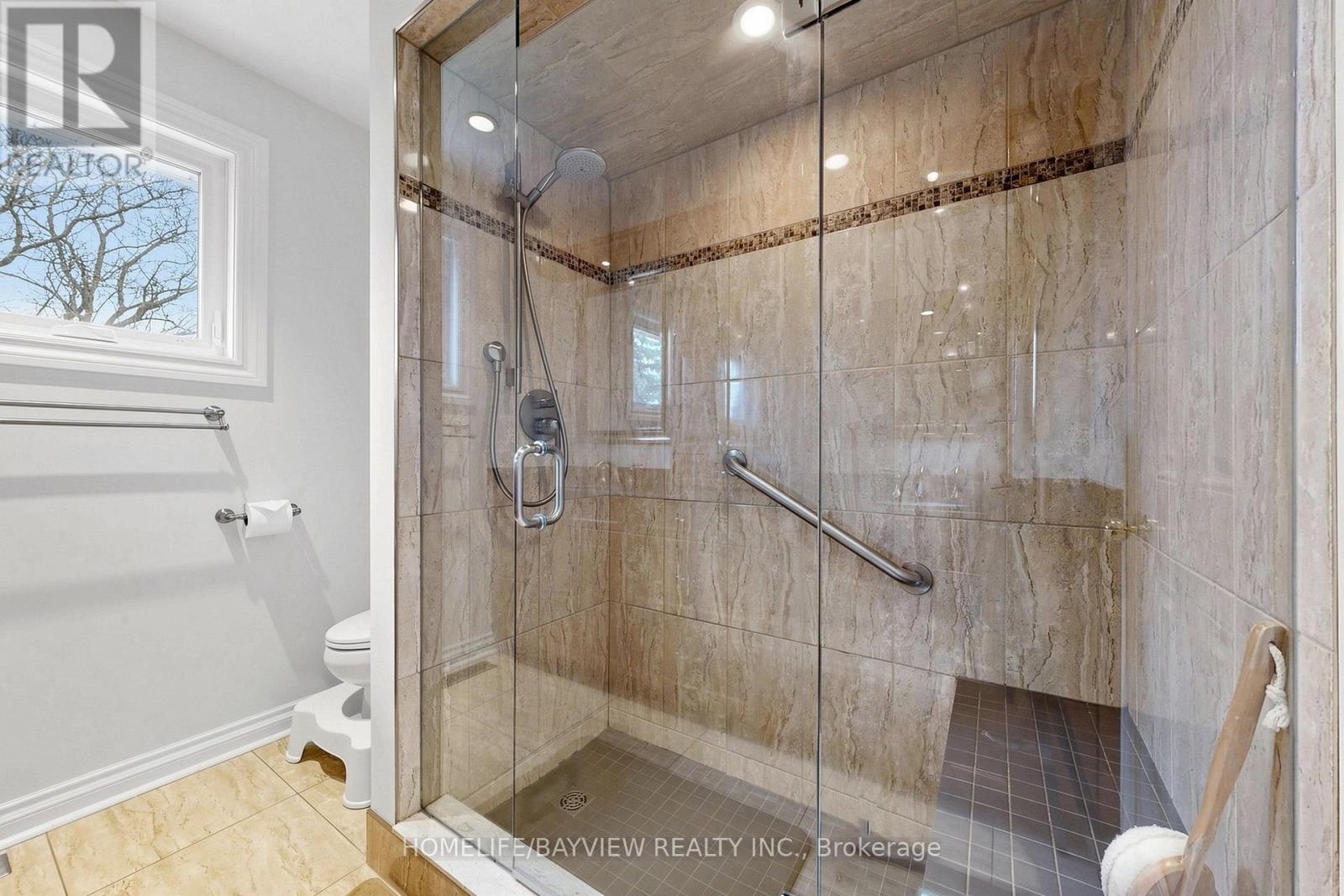 6 Epping Court Property Photo 22