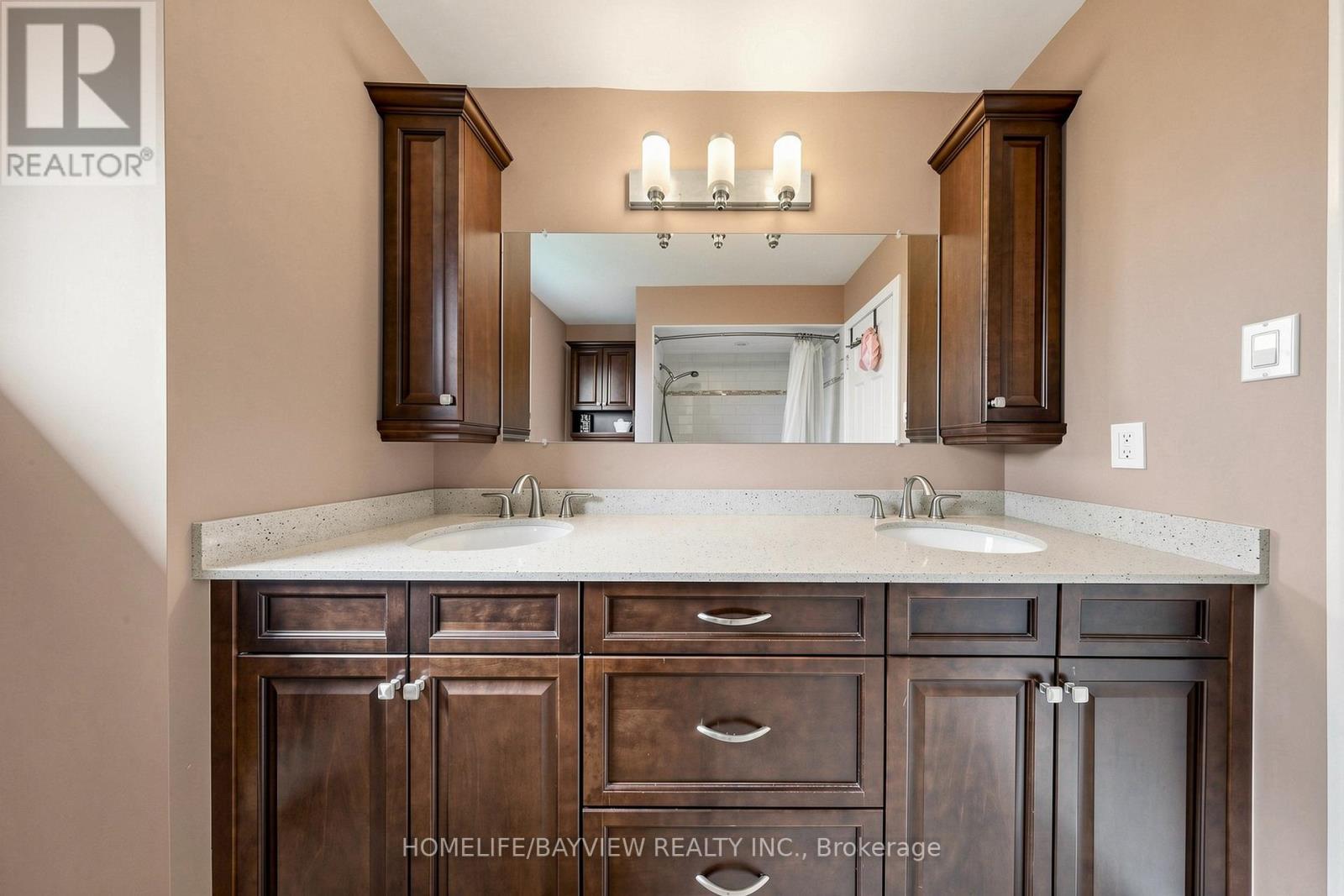 6 Epping Court Property Photo 27