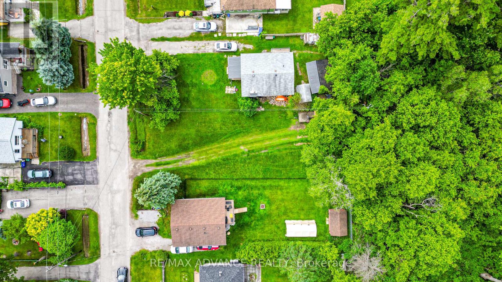 100 Dunkirk Avenue Property Photo 6