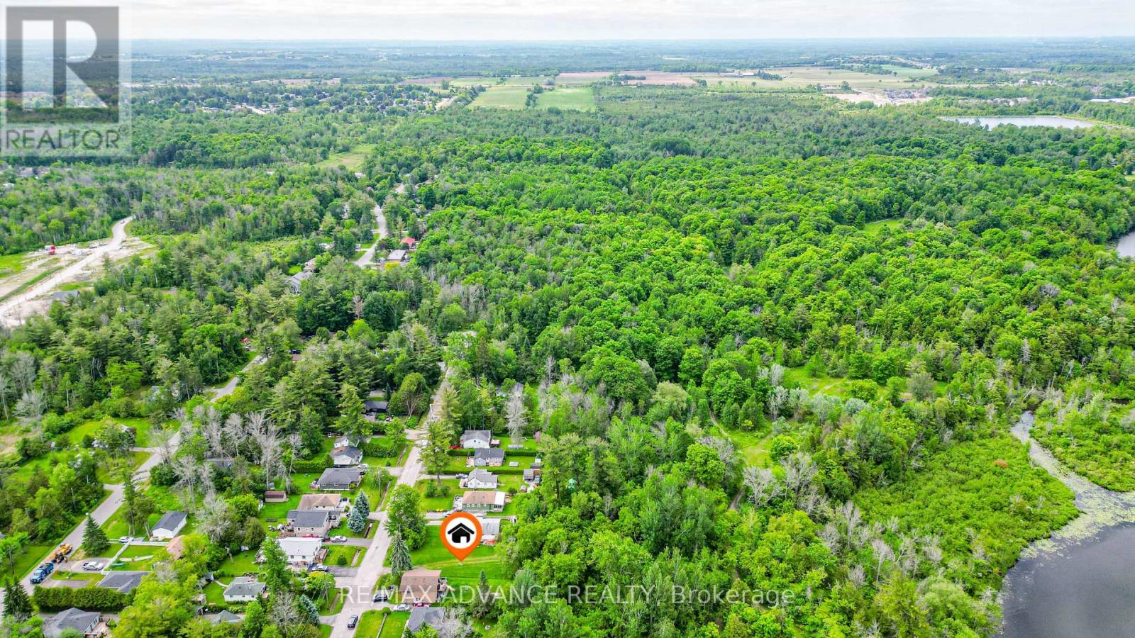 100 Dunkirk Avenue Property Photo 12