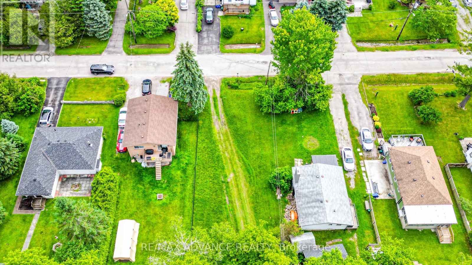 100 Dunkirk Avenue Property Photo 29