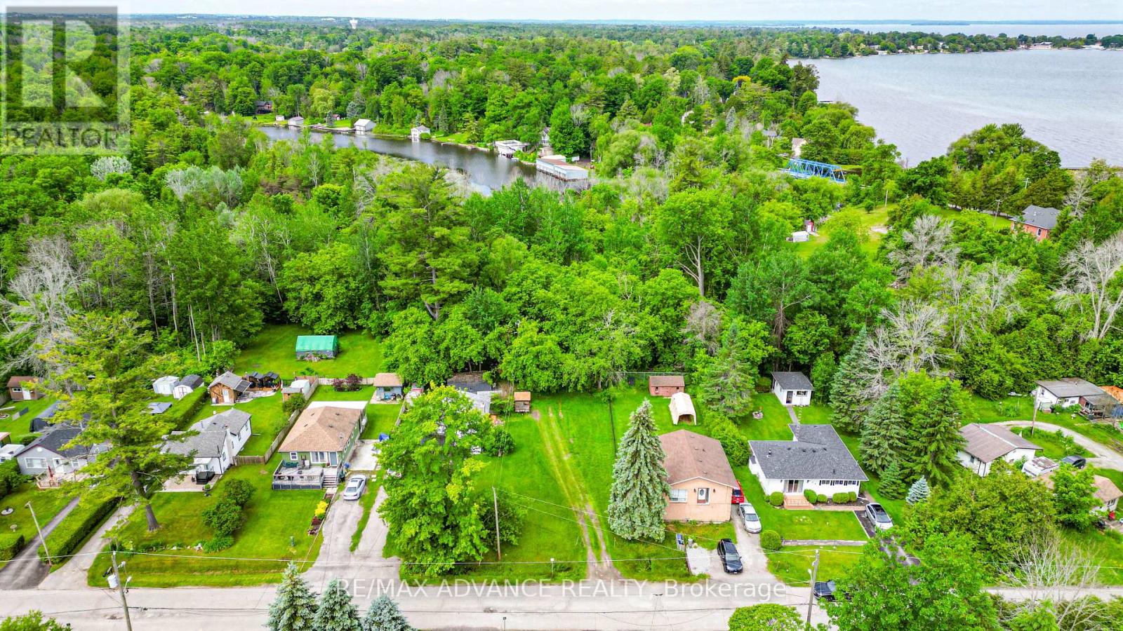 100 Dunkirk Avenue Property Photo 33
