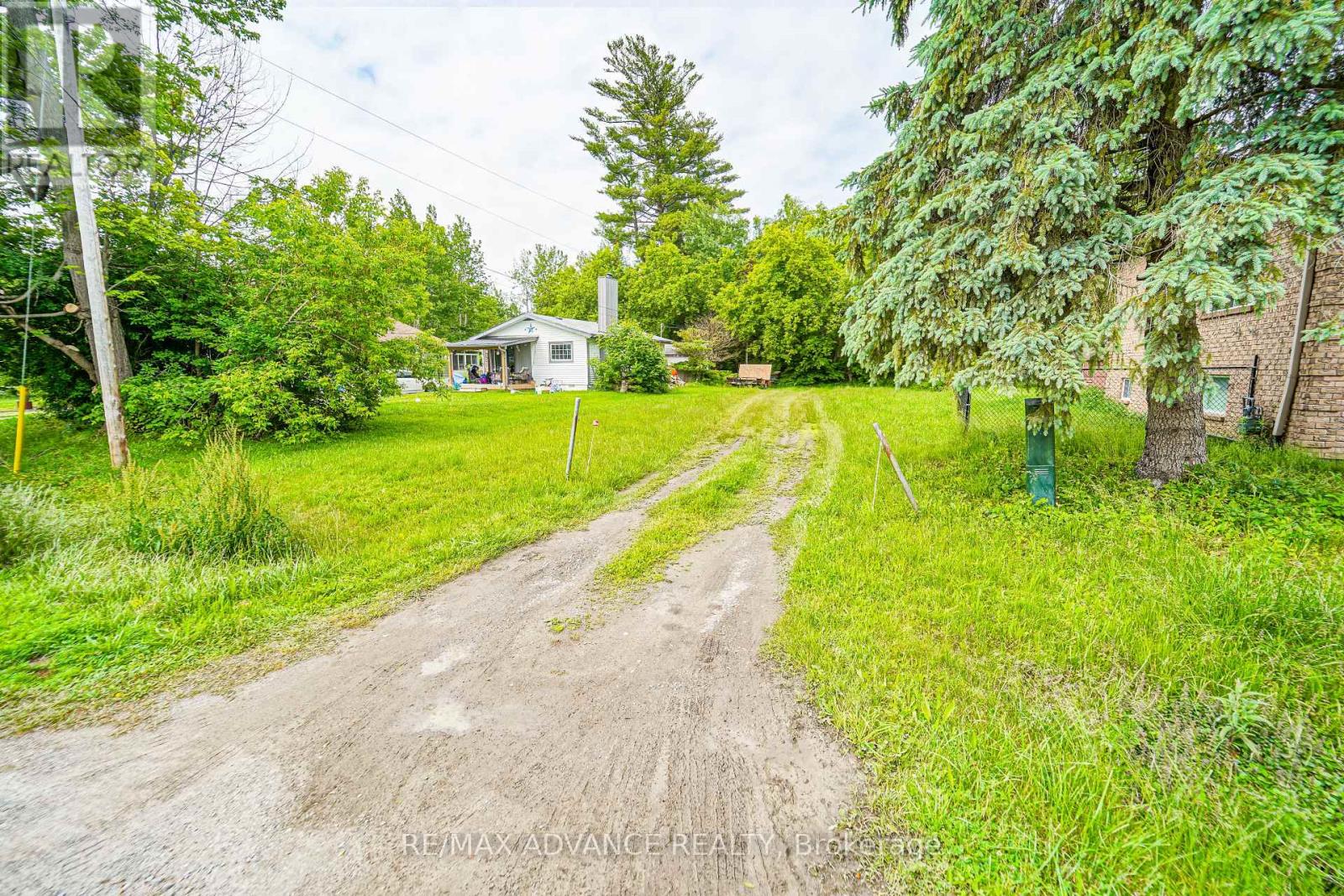 100 Dunkirk Avenue Property Photo 47
