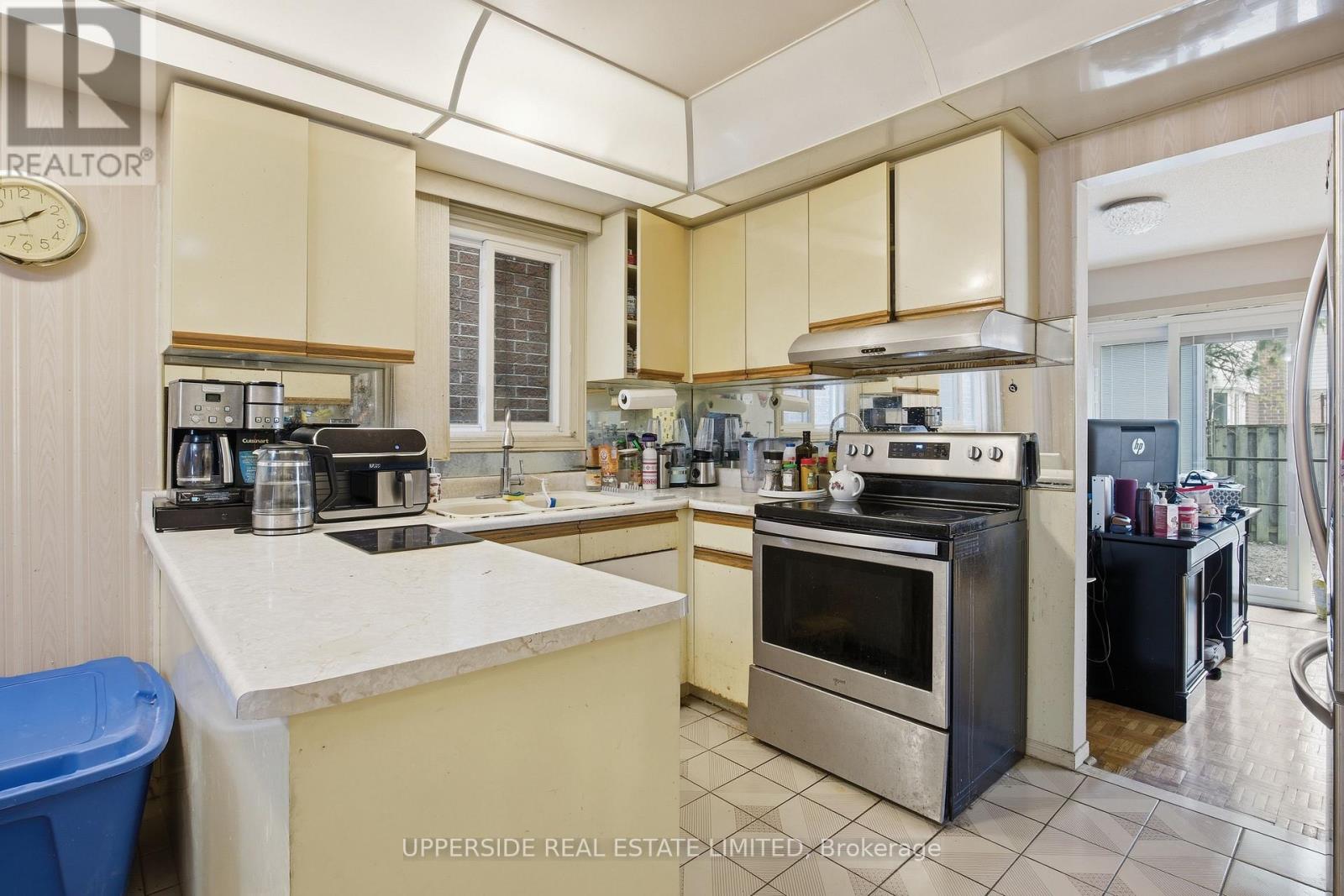691 York Hill Boulevard Property Photo 10