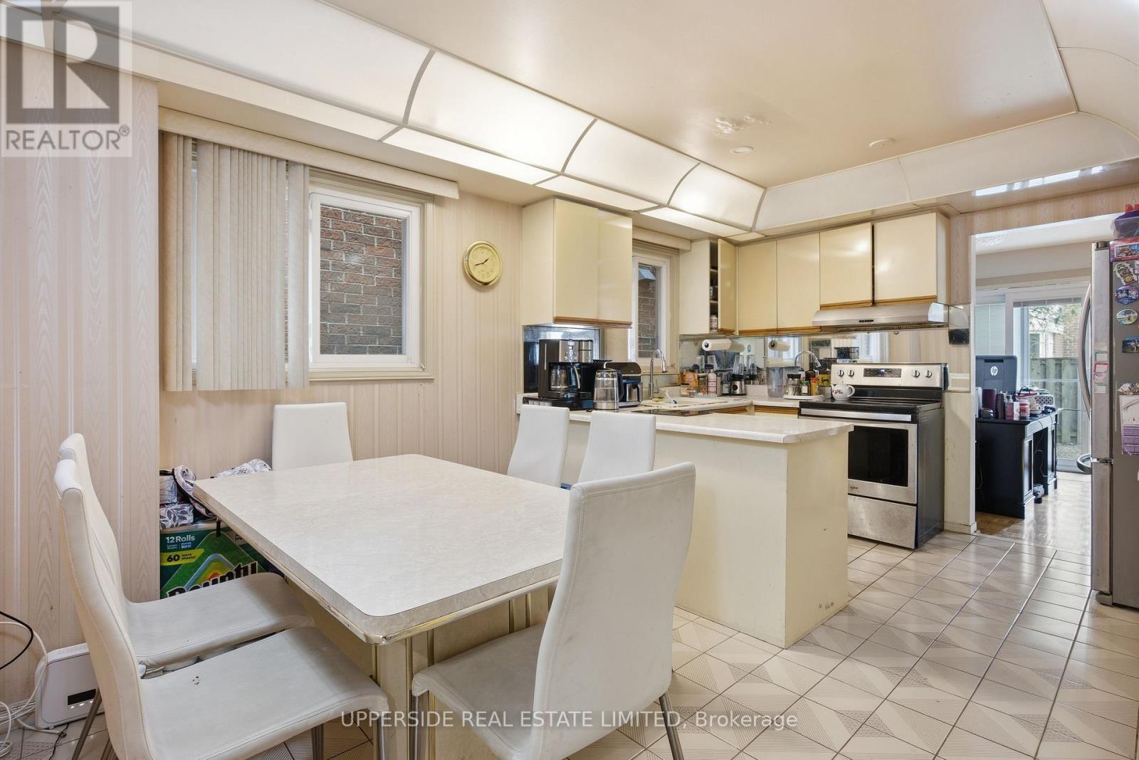 691 York Hill Boulevard Property Photo 12
