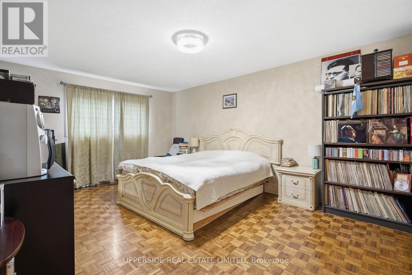 691 York Hill Boulevard Property Photo 22