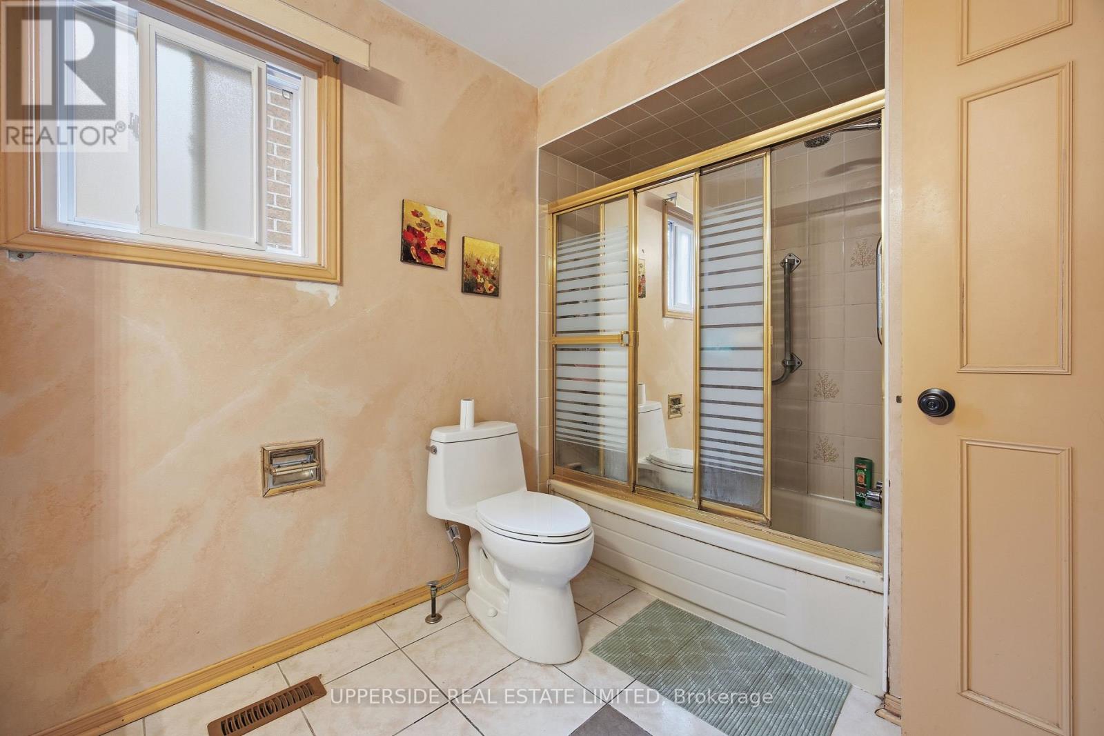 691 York Hill Boulevard Property Photo 34