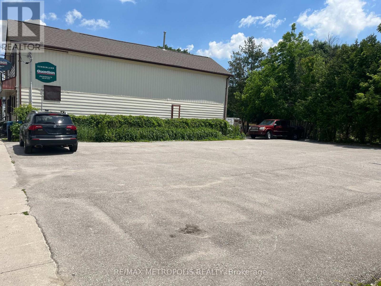 109 River Street Property Photo 8