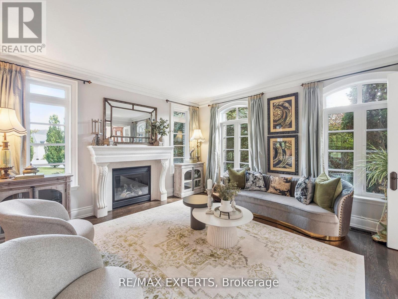 105 Eden Vale Drive S Property Photo 8
