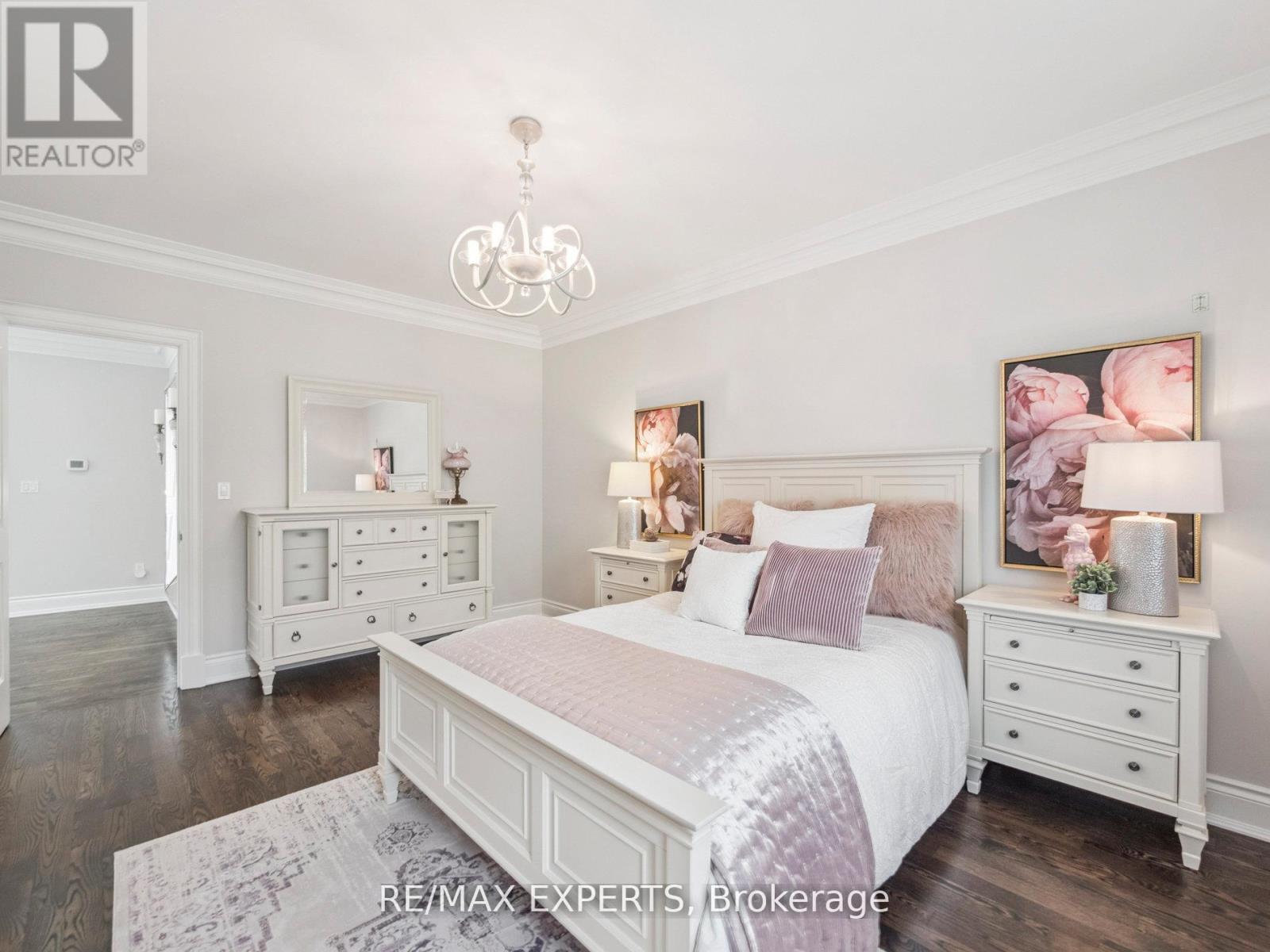 105 Eden Vale Drive S Property Photo 29
