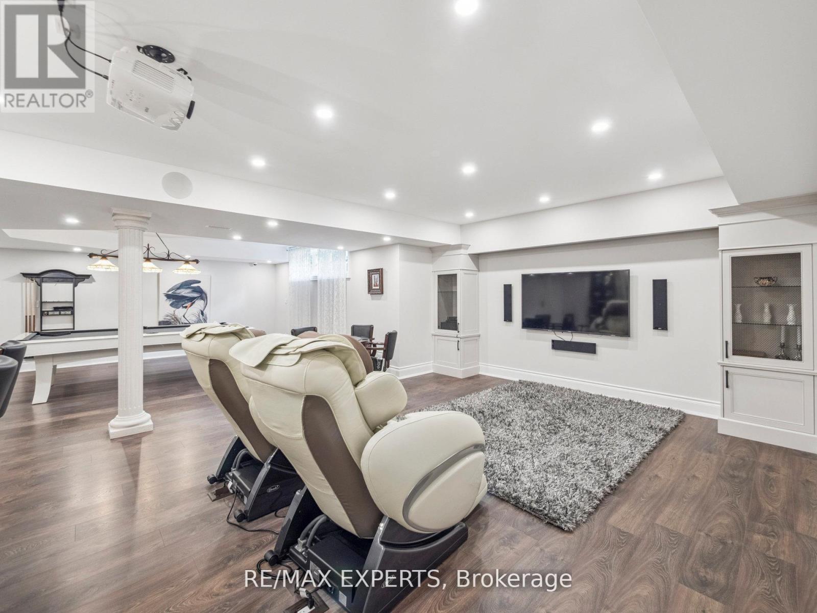 105 Eden Vale Drive S Property Photo 36