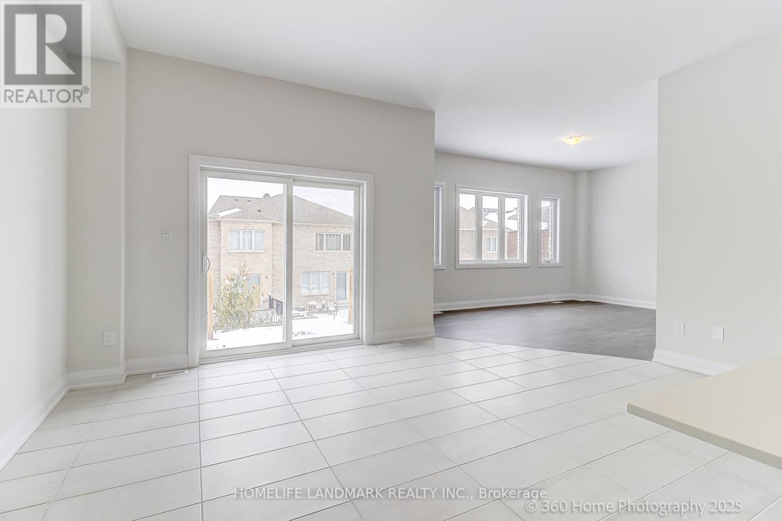 241 Seguin Street Property Photo 9