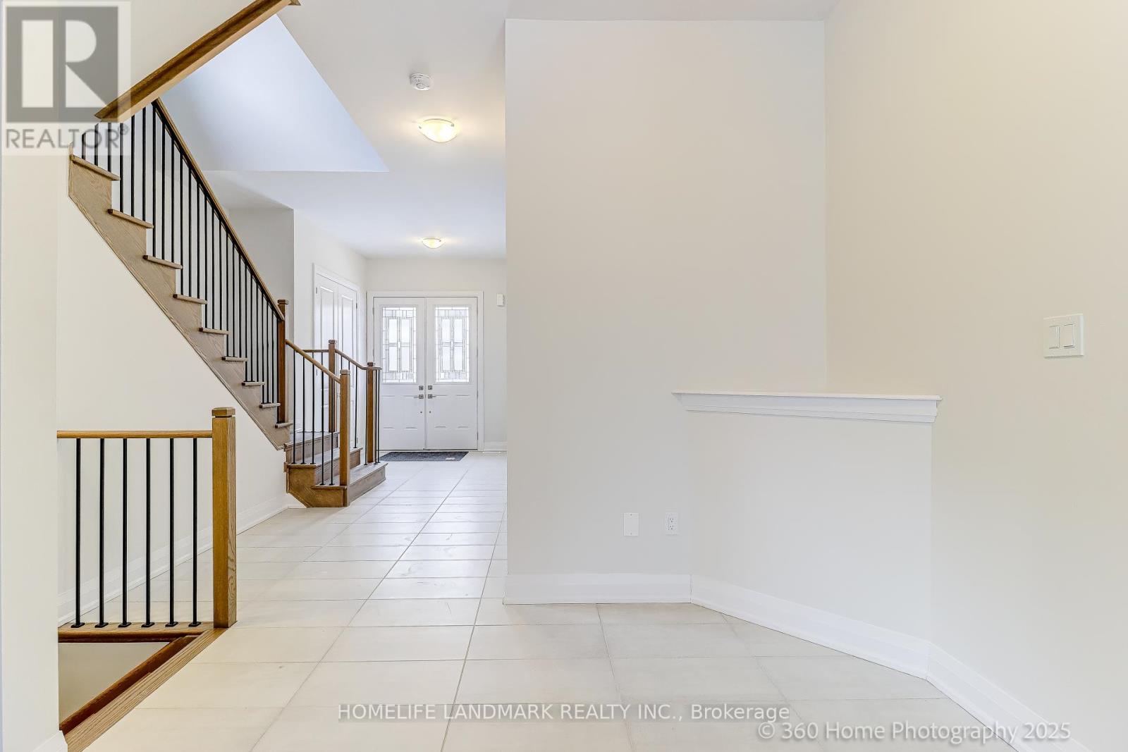 241 Seguin Street Property Photo 10