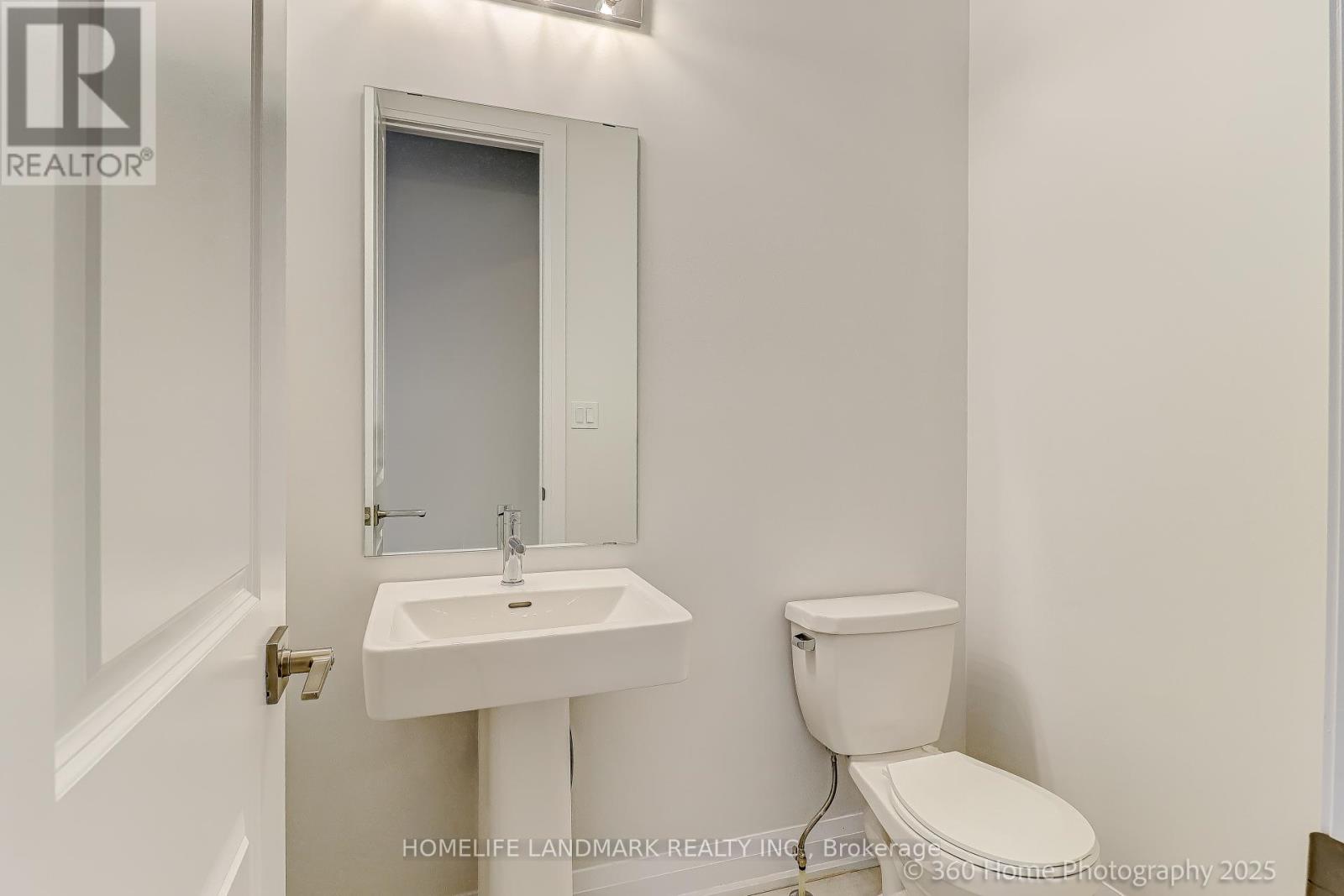 241 Seguin Street Property Photo 34