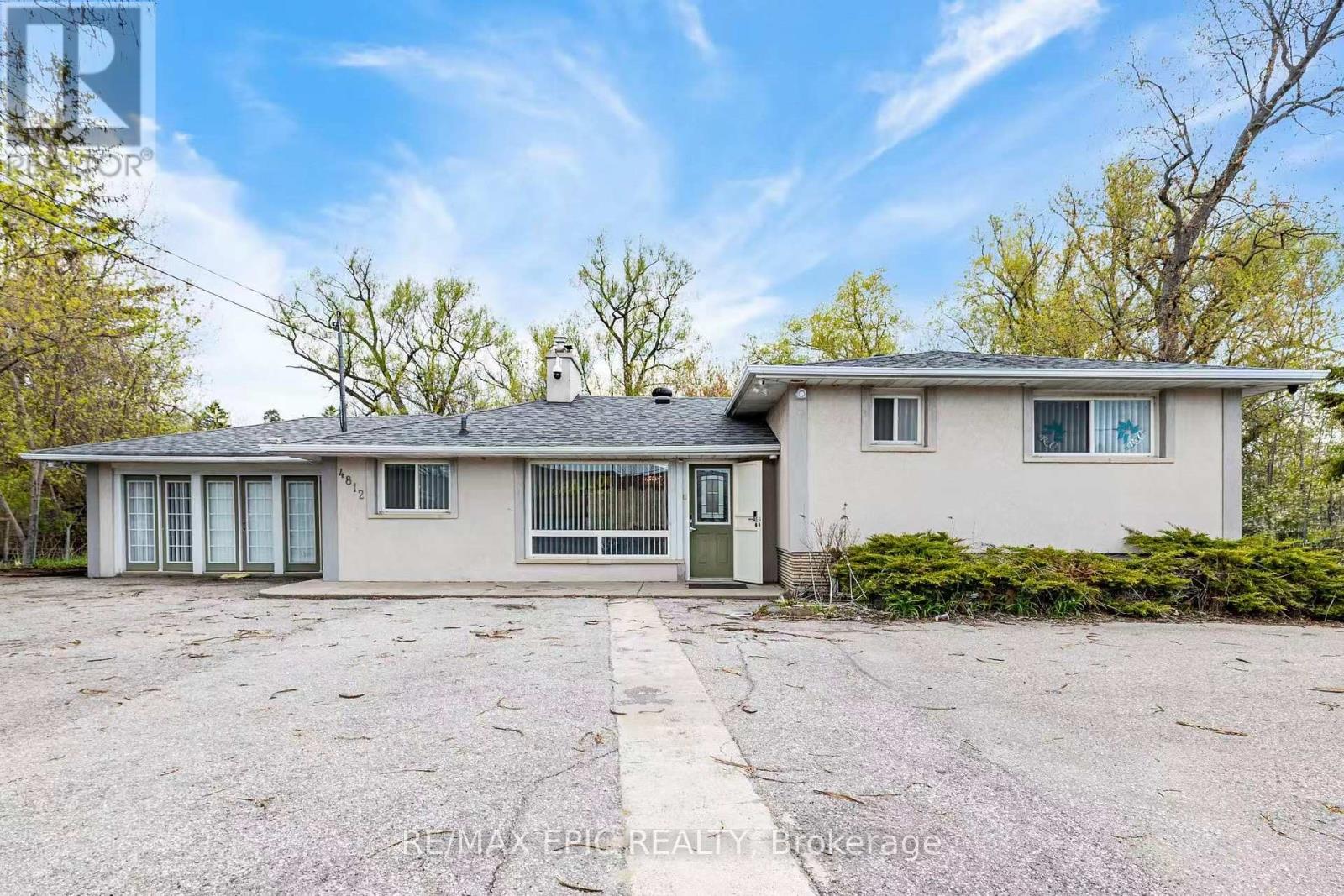 4812 Highway 7 E Property Photo 2