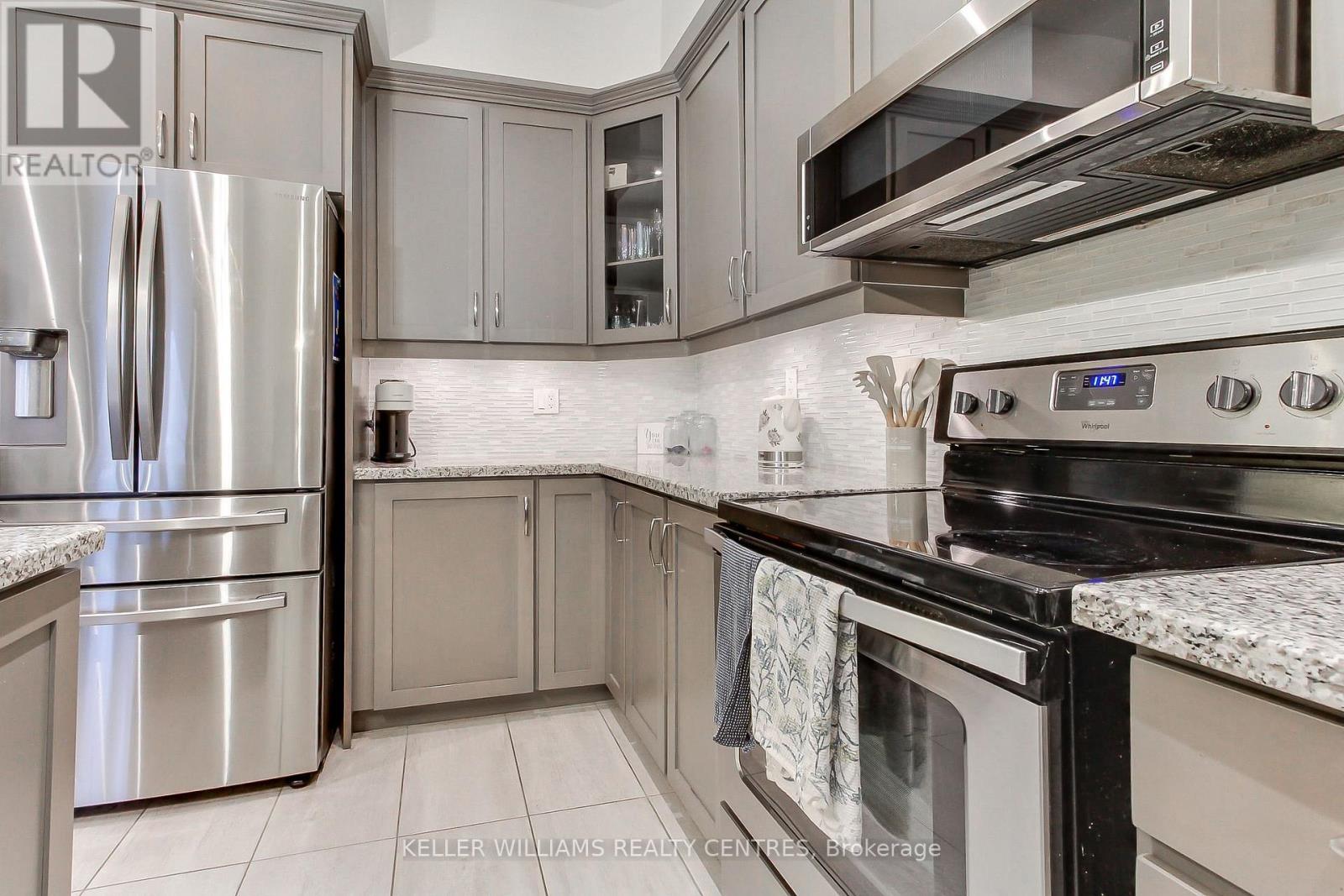 13 Vita Stephanie Court Property Photo 6