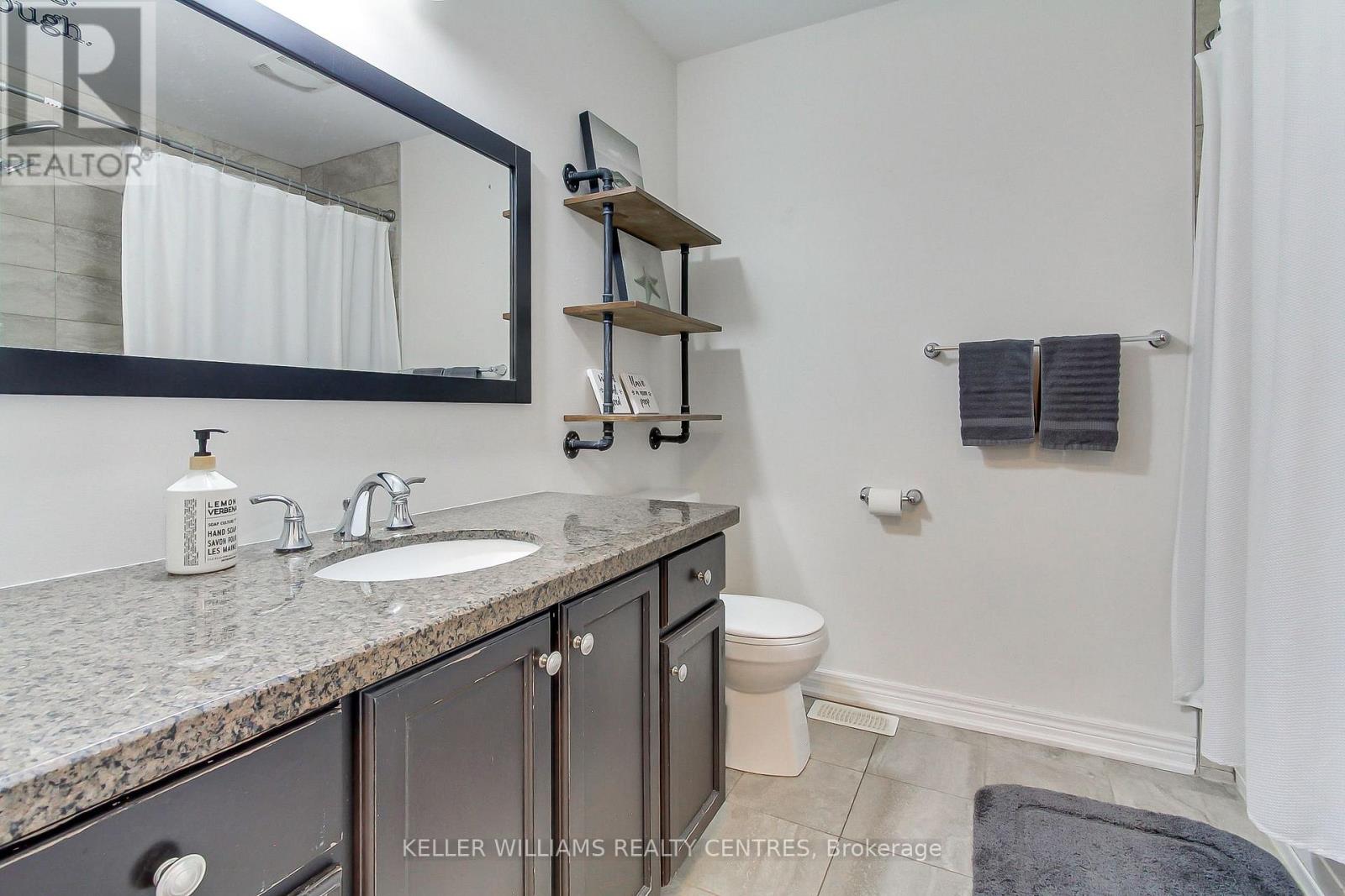 13 Vita Stephanie Court Property Photo 19