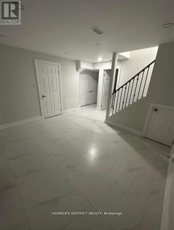 51 Sharpe Crescent Property Photo 3