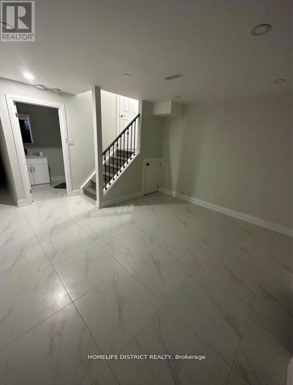 51 Sharpe Crescent Property Photo 6