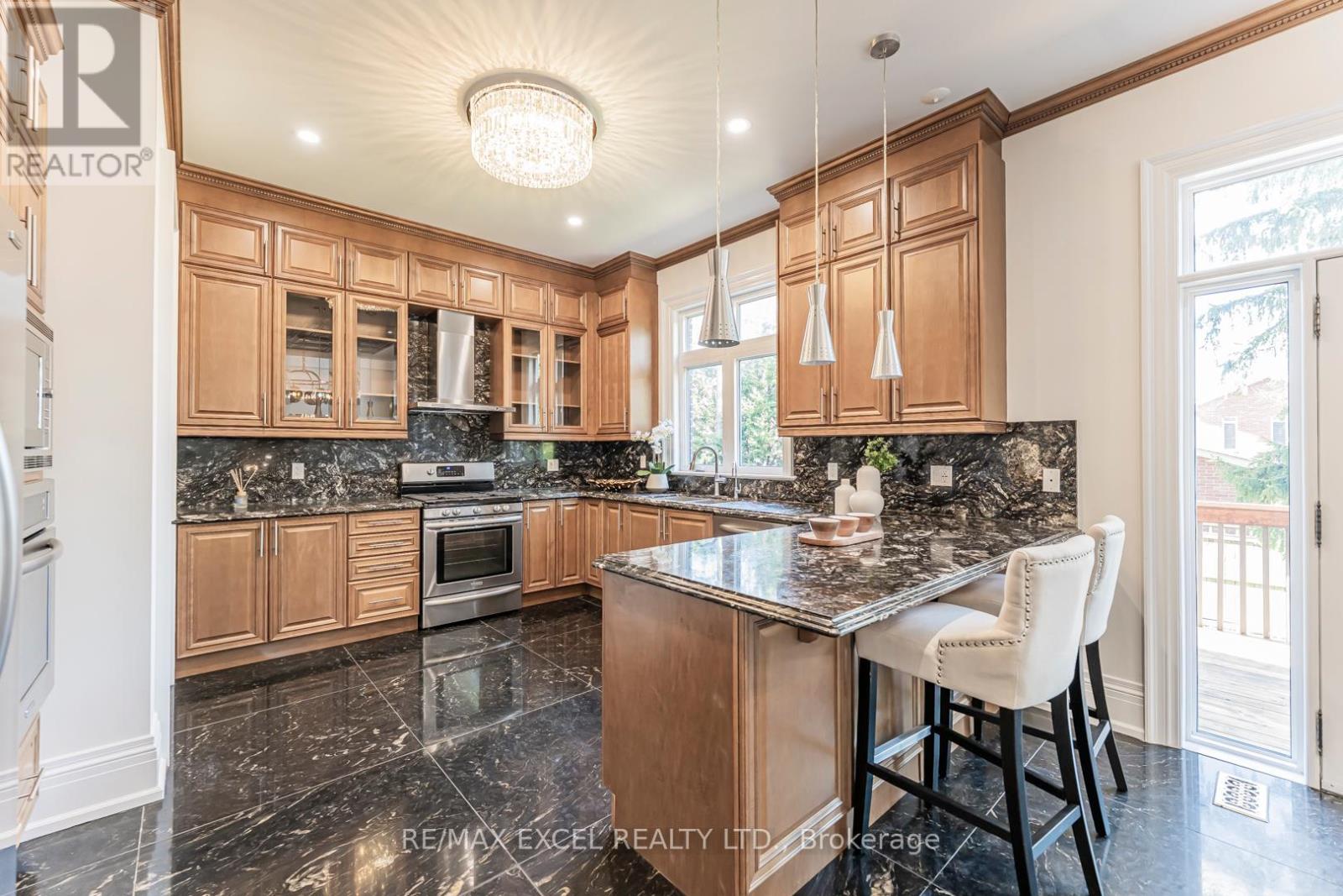 19 Addison Street Property Photo 14