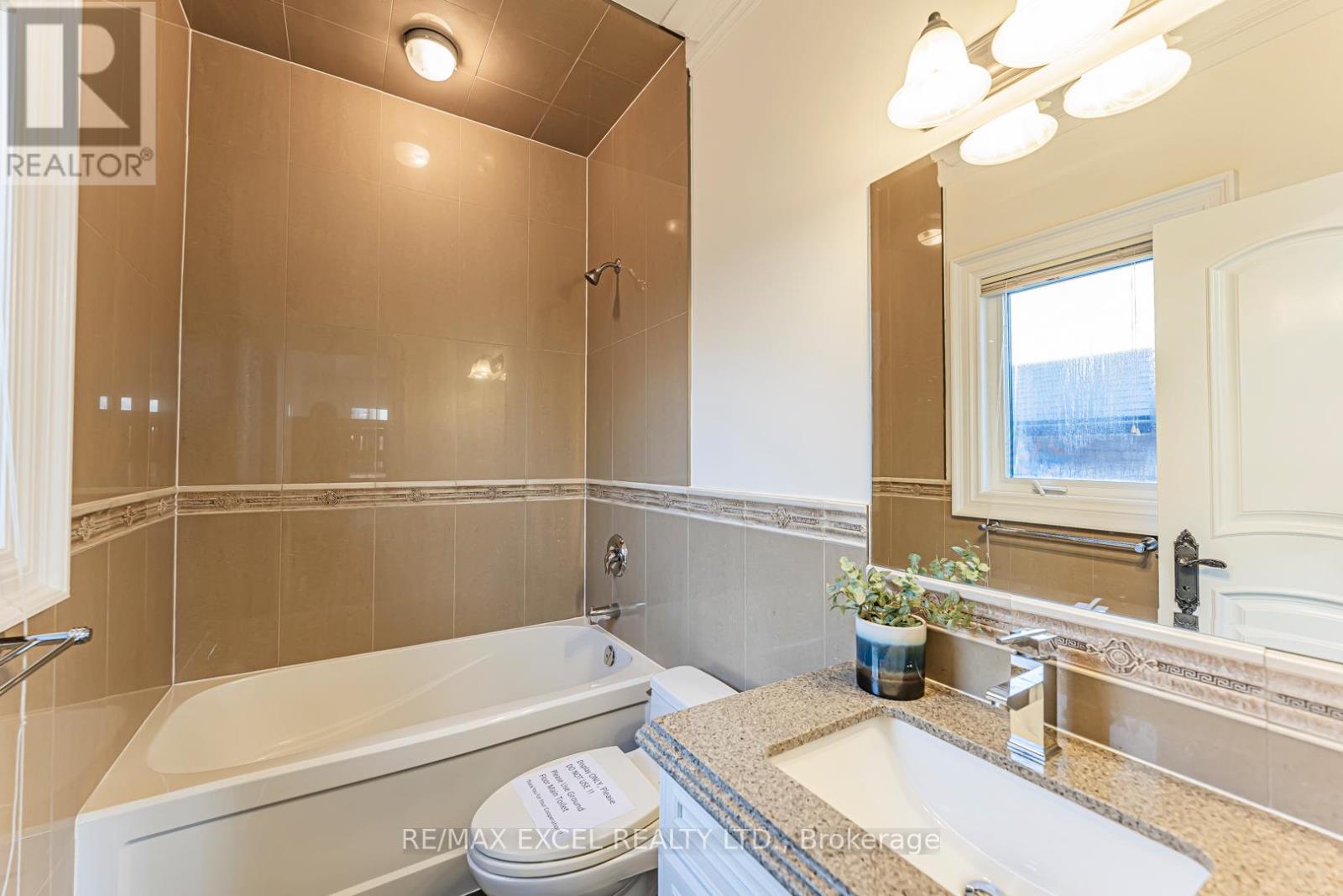 19 Addison Street Property Photo 25