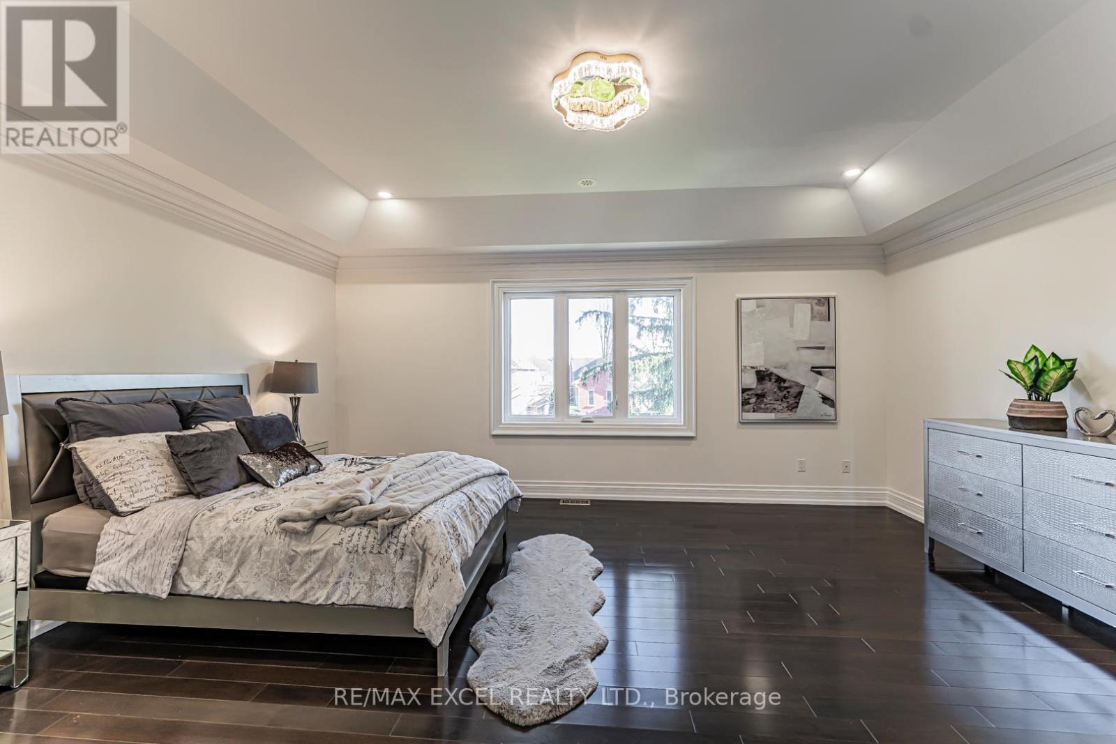 19 Addison Street Property Photo 27