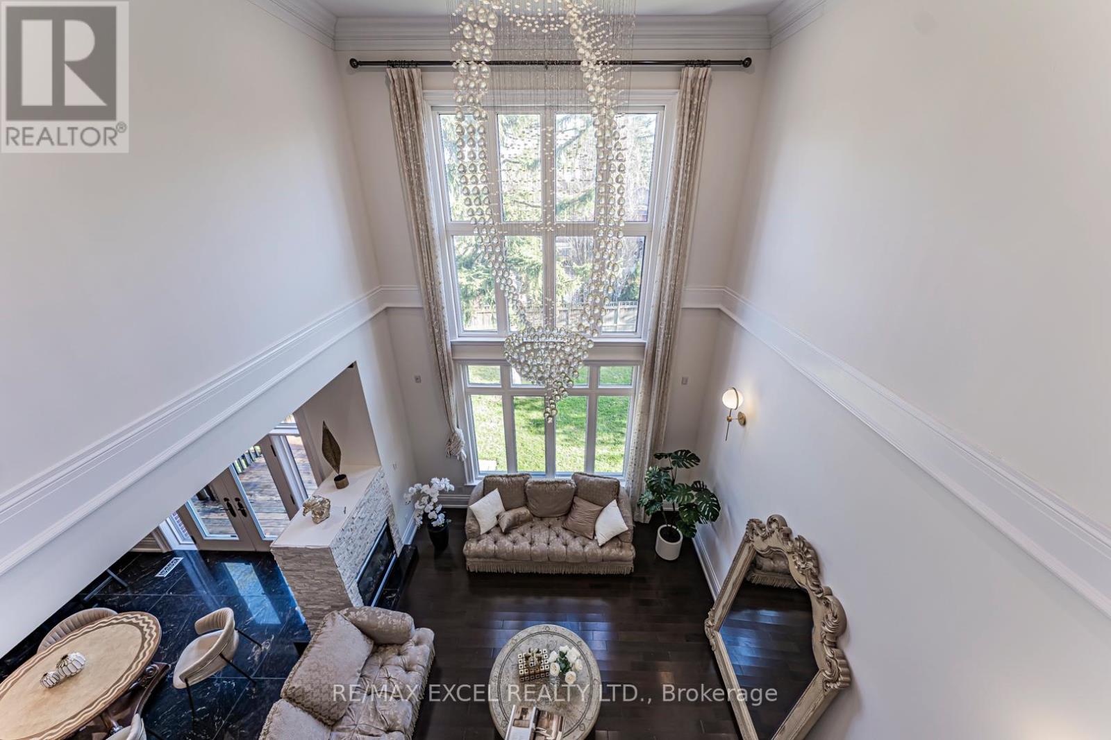 19 Addison Street Property Photo 30