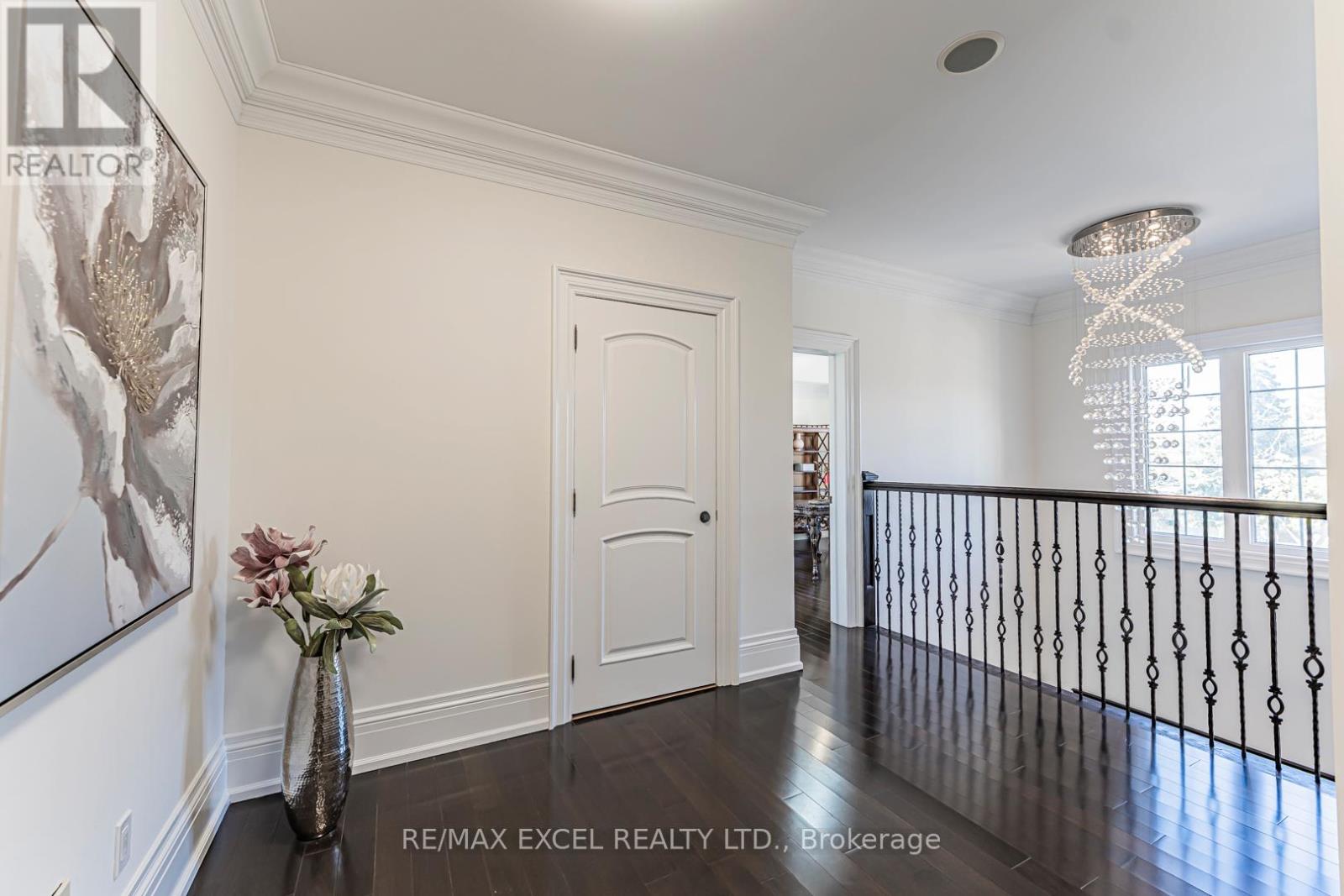 19 Addison Street Property Photo 31