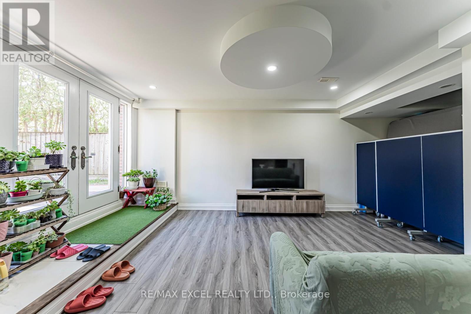 19 Addison Street Property Photo 39