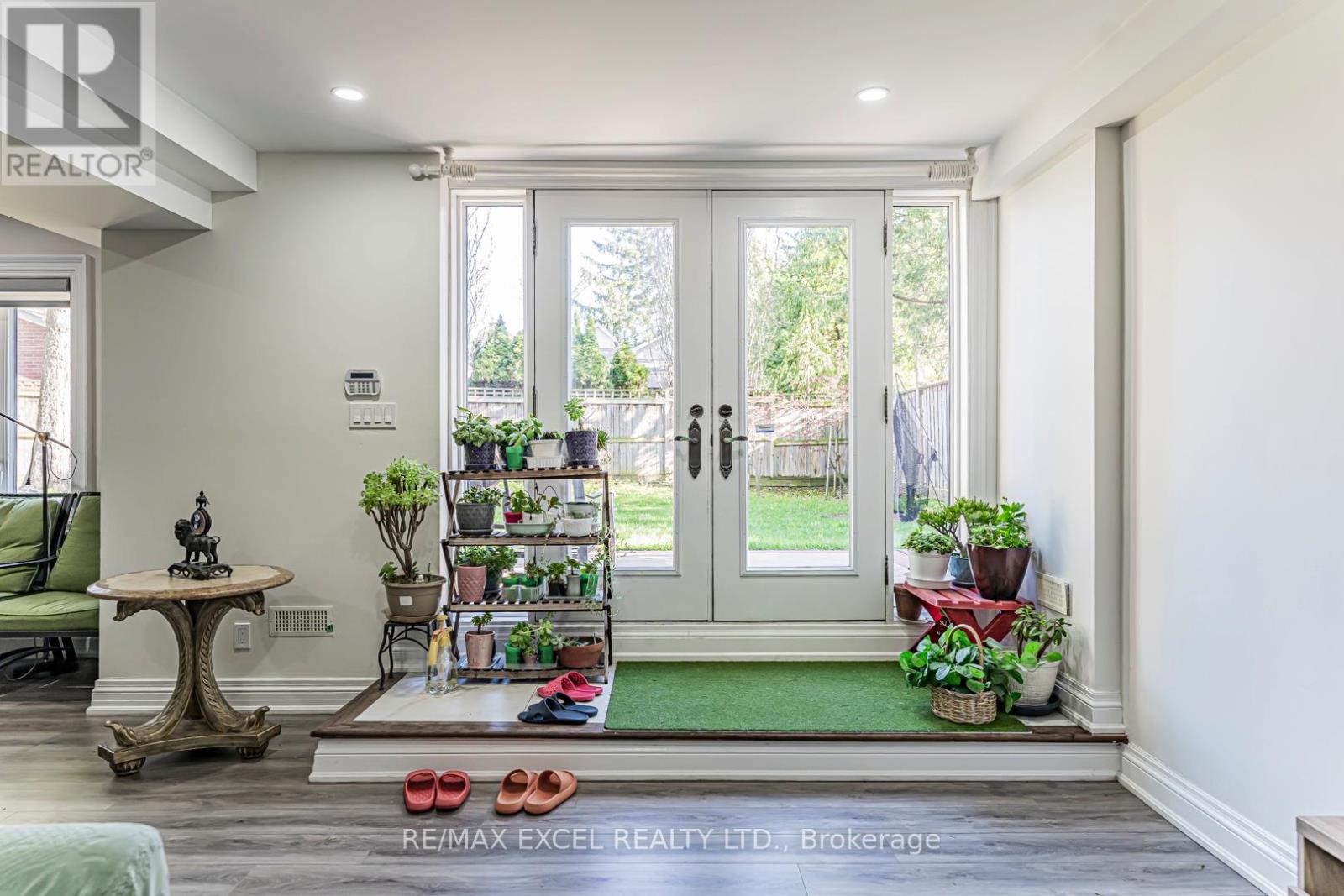 19 Addison Street Property Photo 44