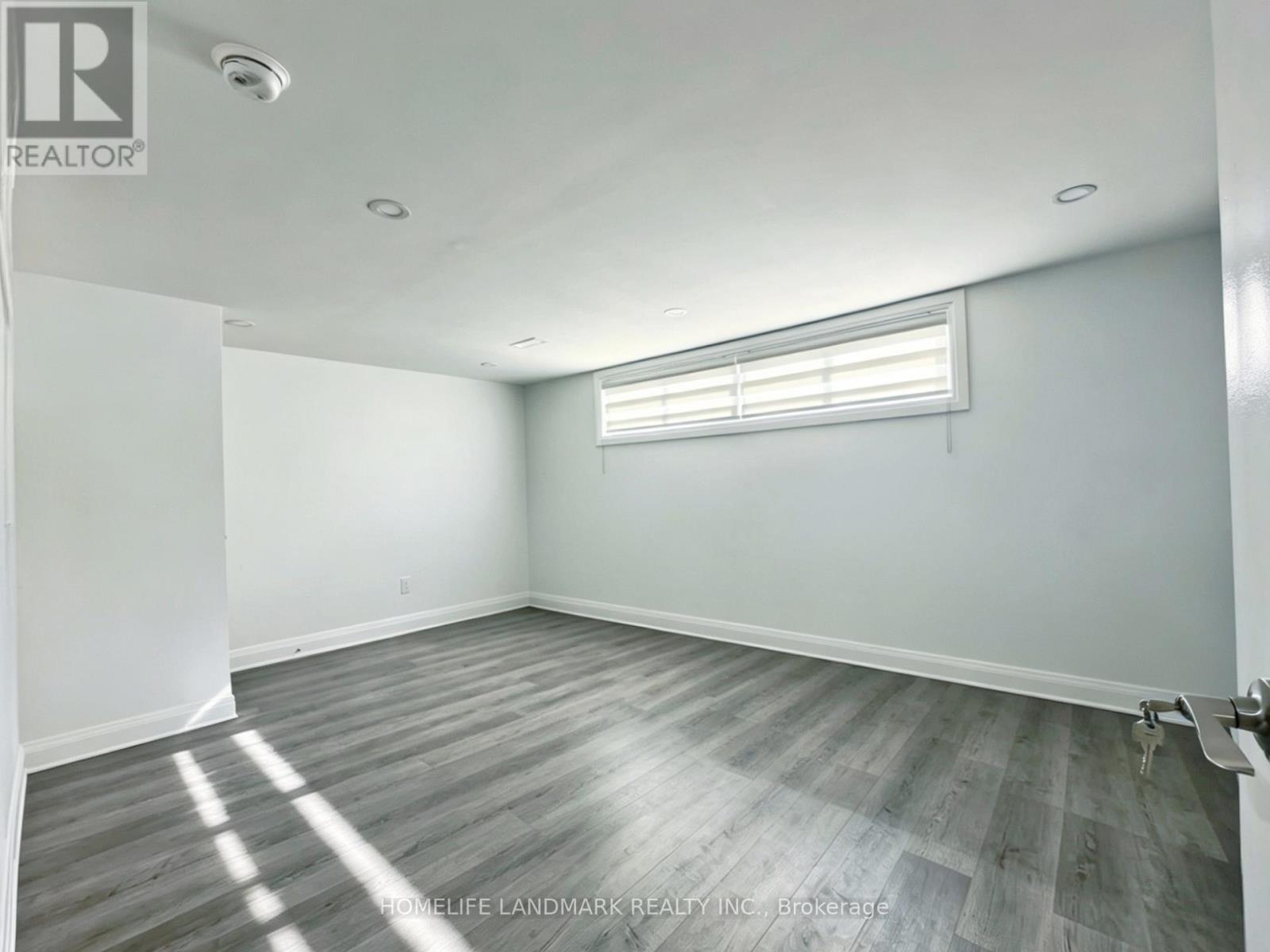 Lower - 181 Maple Avenue Property Photo 6