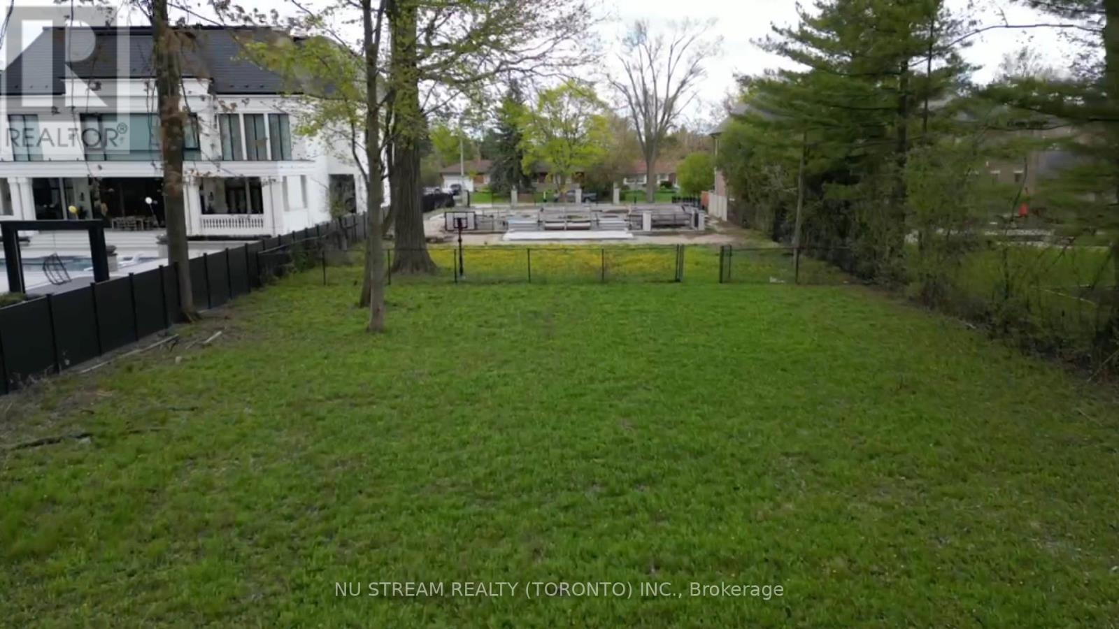212 Duncan Road Property Photo 4