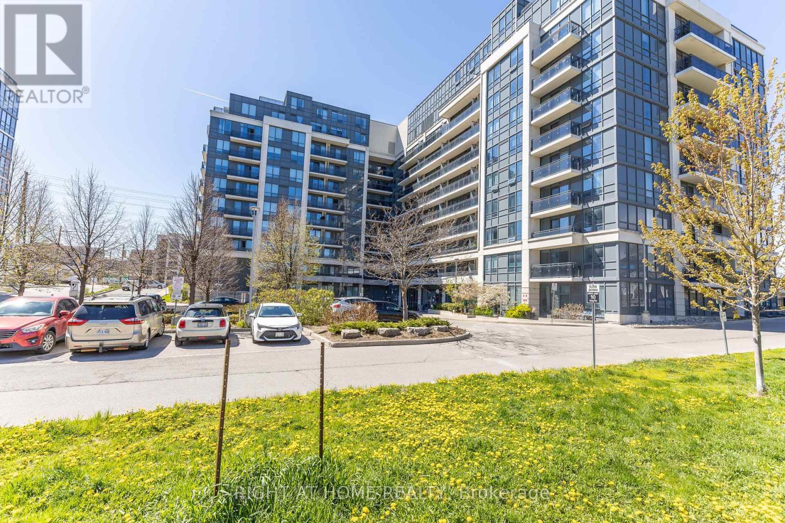 1021 - 370 Highway 7 E Property Photo 1