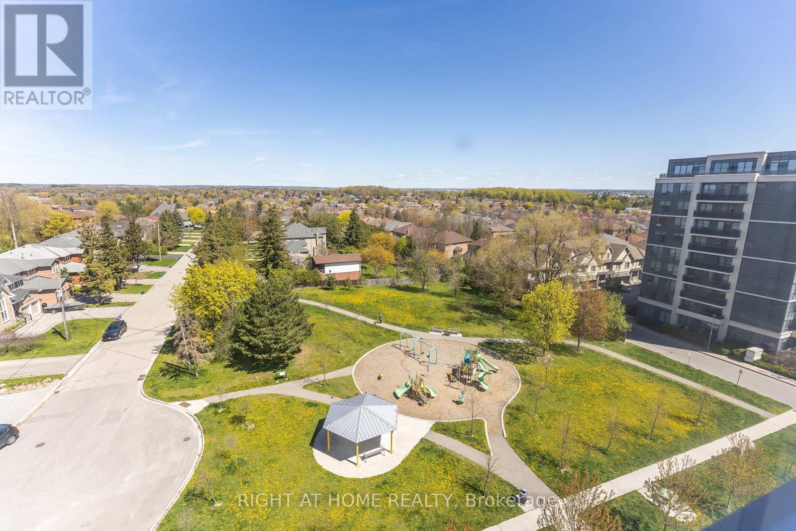 1021 - 370 Highway 7 E Property Photo 33