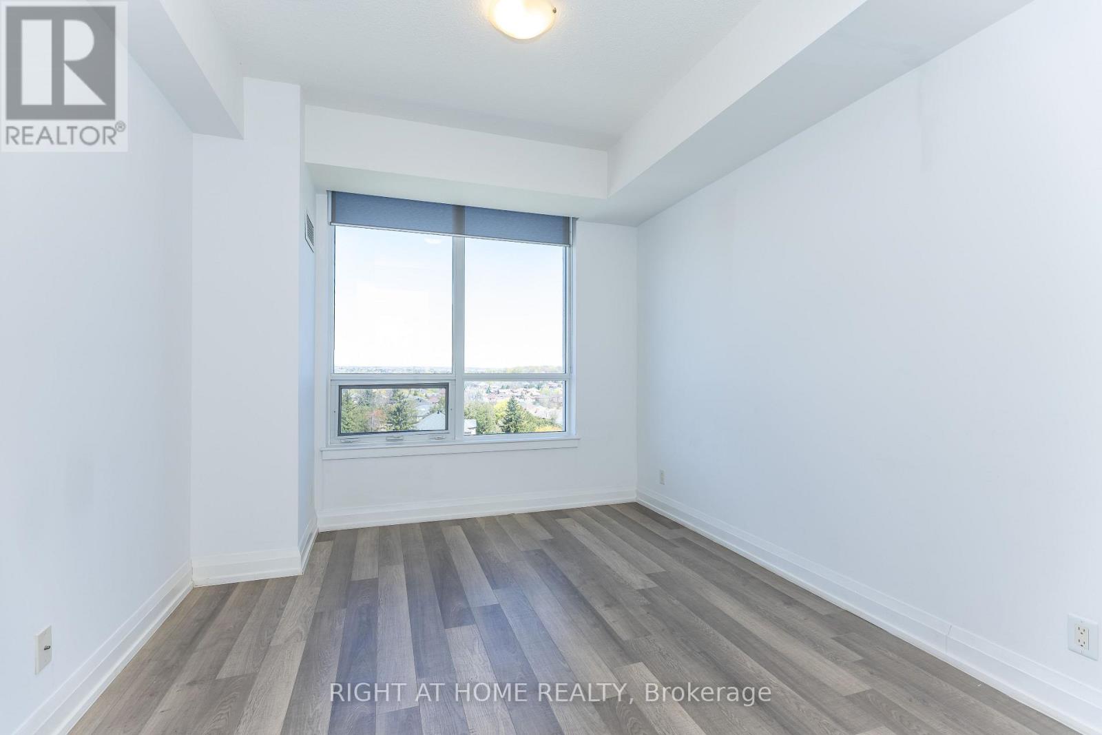 1021 - 370 Highway 7 E Property Photo 34