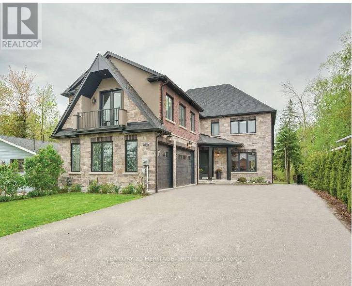 1894 Simcoe Boulevard Property Photo 1