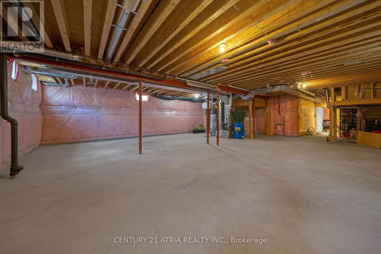 20 Baldry Avenue Property Photo 8