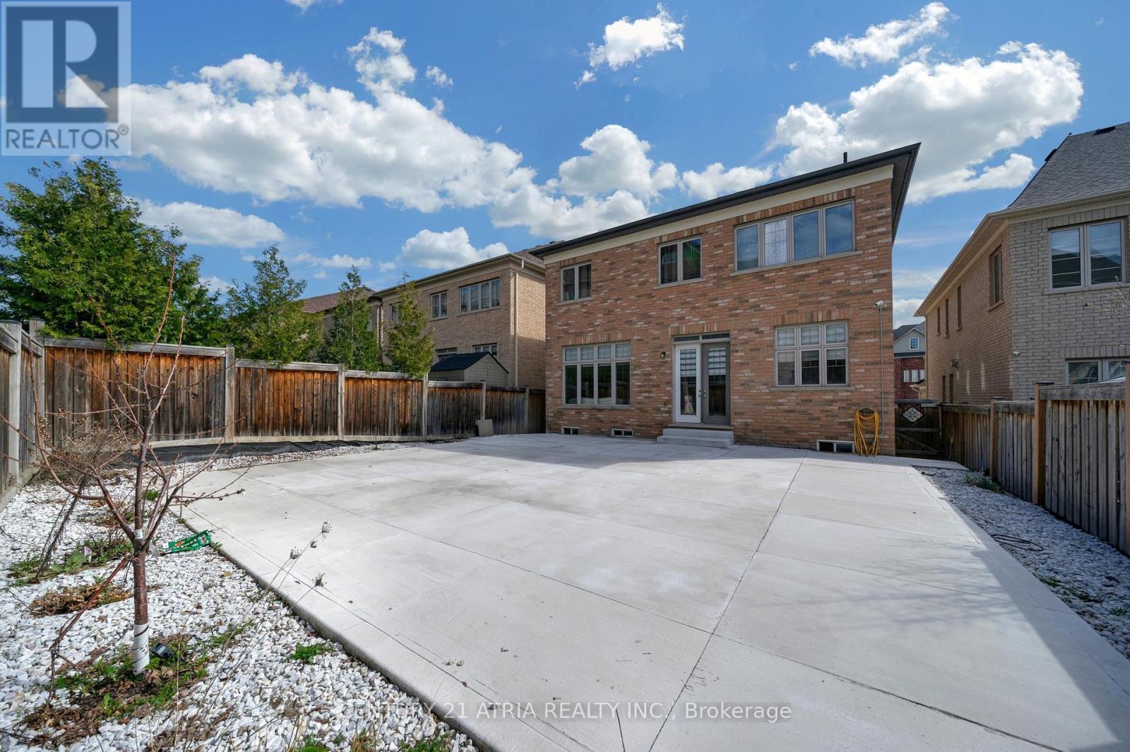 20 Baldry Avenue Property Photo 19