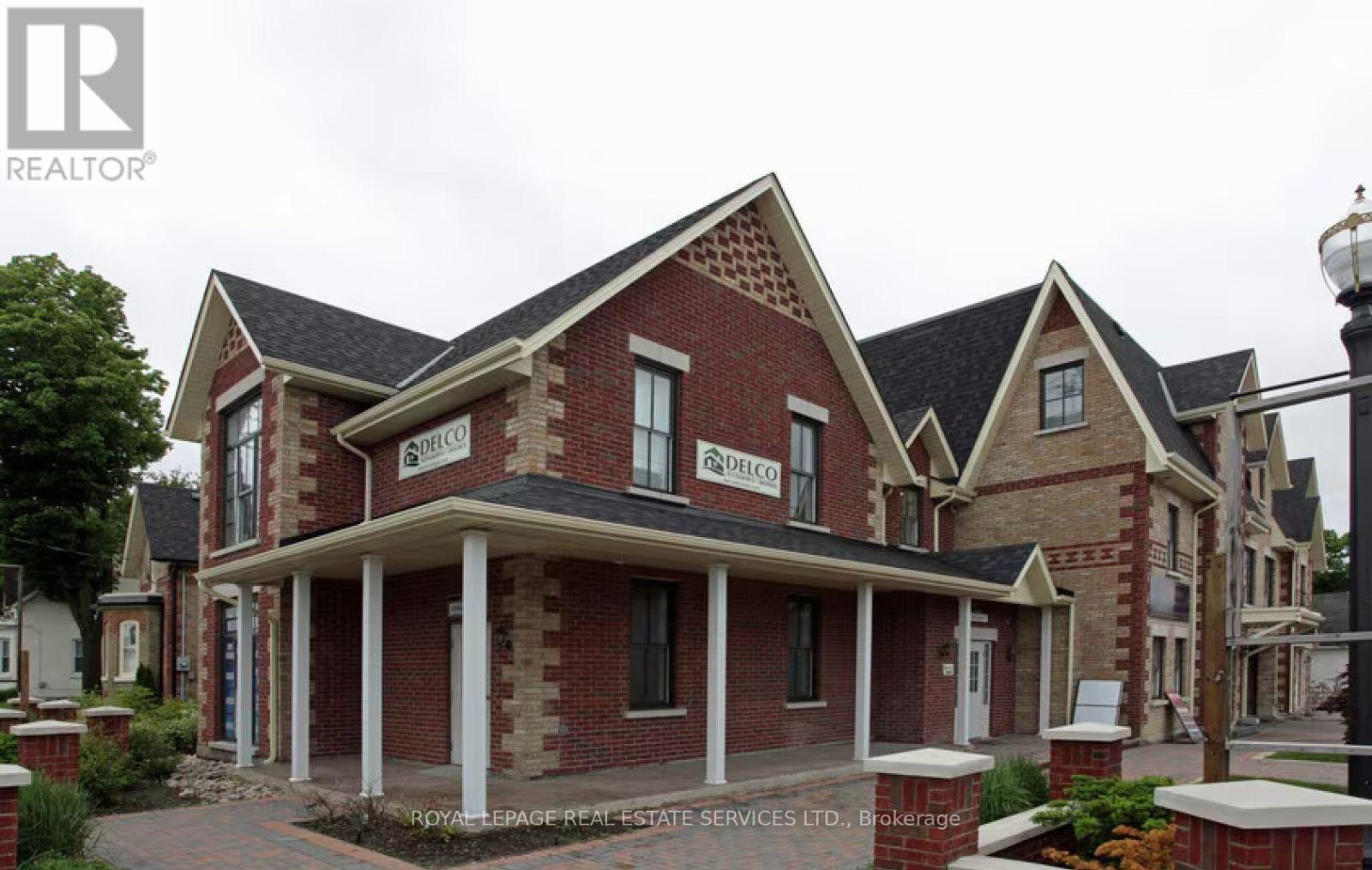 301 - 9994 Keele Street Property Photo 2