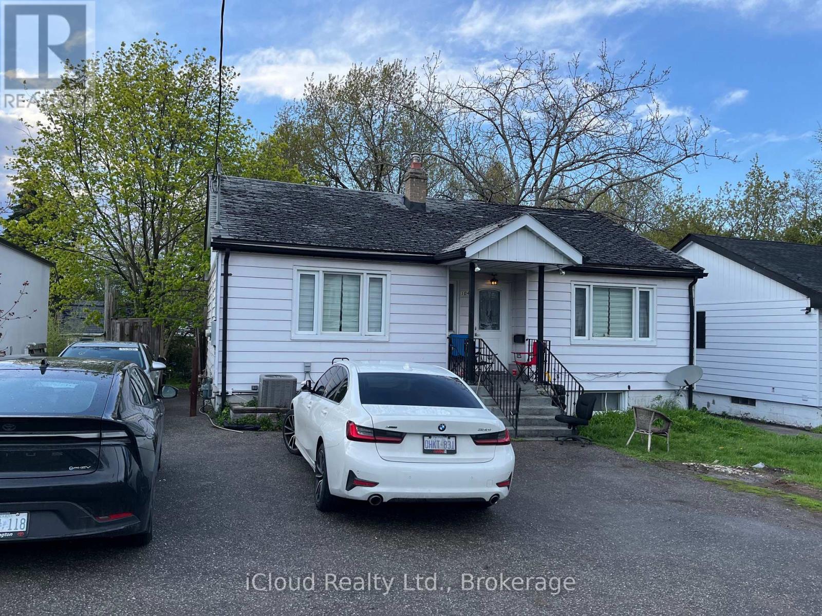 A (LOWER LEVEL) - 104 STEELES AVENUE E