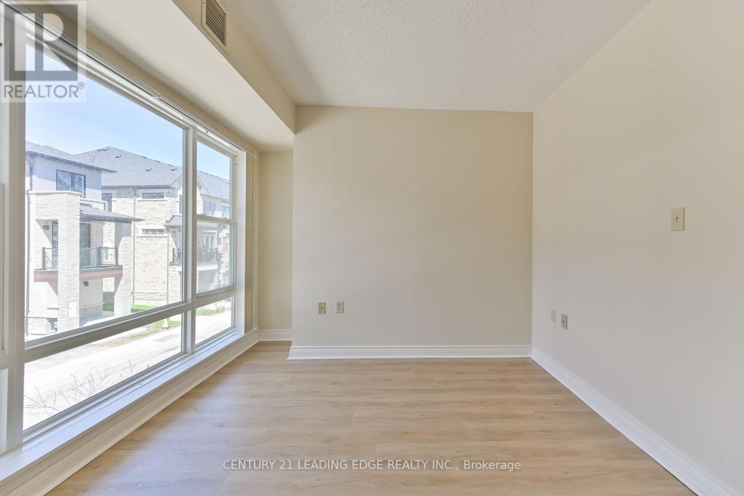 214 - 100 Anna Russell Way Property Photo 15