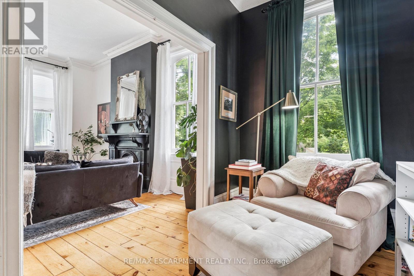 8936 32nd Side Road Property Photo 13