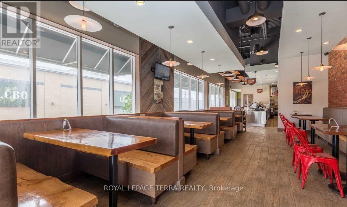 18267 Yonge Street Property Photo 9