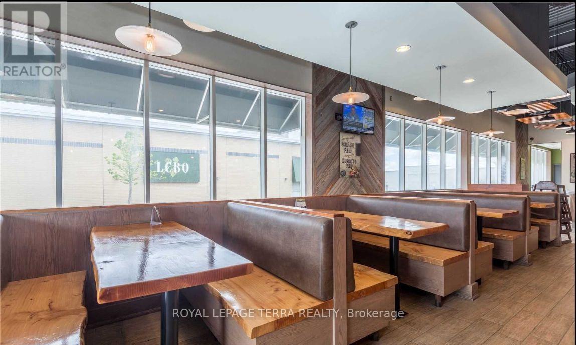 18267 Yonge Street Property Photo 10