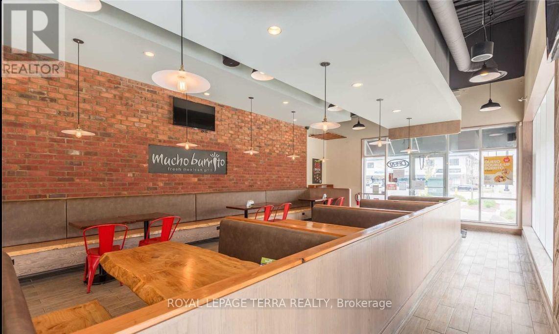 18267 Yonge Street Property Photo 13