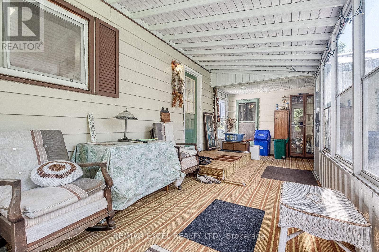 124 Moore's Beach Road Property Photo 2