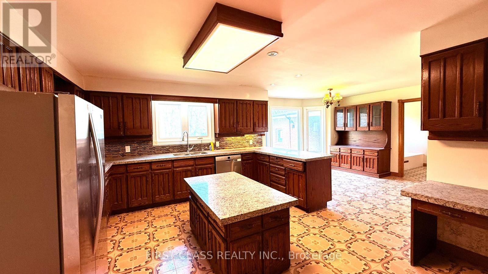 6336 Bloomington Road Property Photo 11